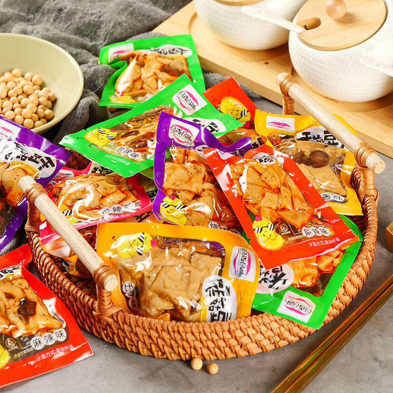 麻辣香菇豆干零食小吃五香味豆腐干辣条休闲零食批发散装小包
