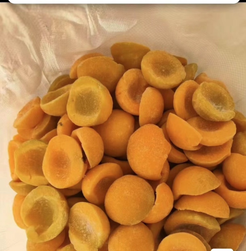 山东精品水果罐头使用黄桃瓣大量有货欢迎咨询