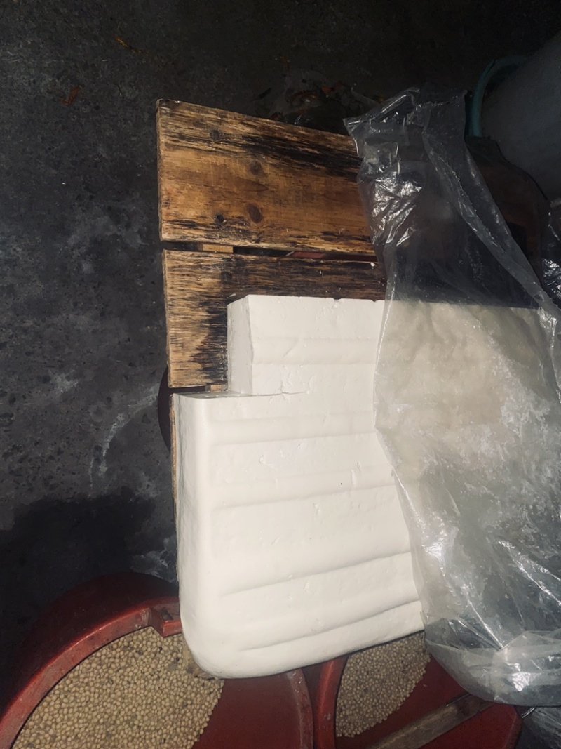 正宗草锅豆腐