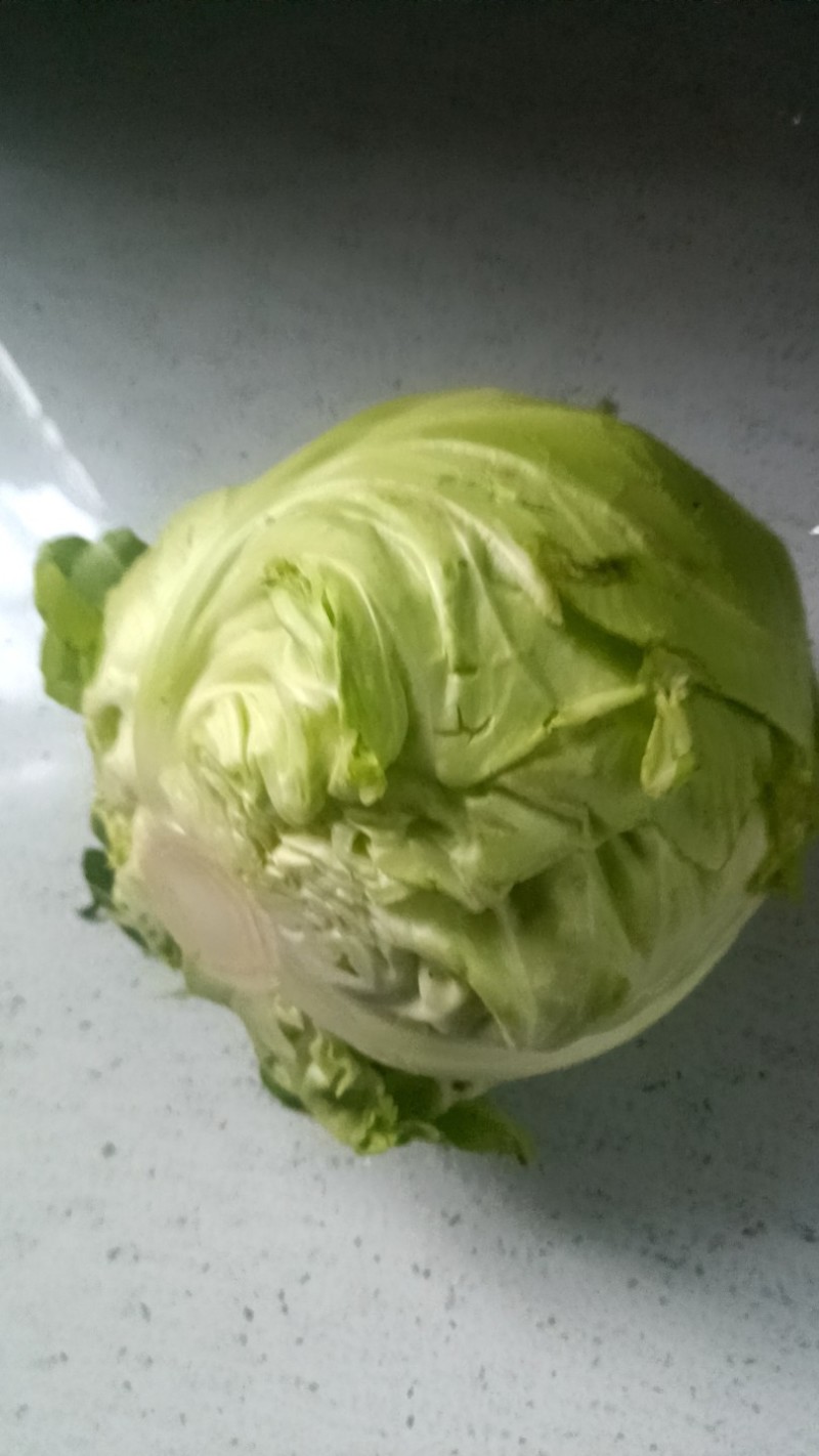 四川甘蓝上市中，品质一级，质量可靠，量大优先。