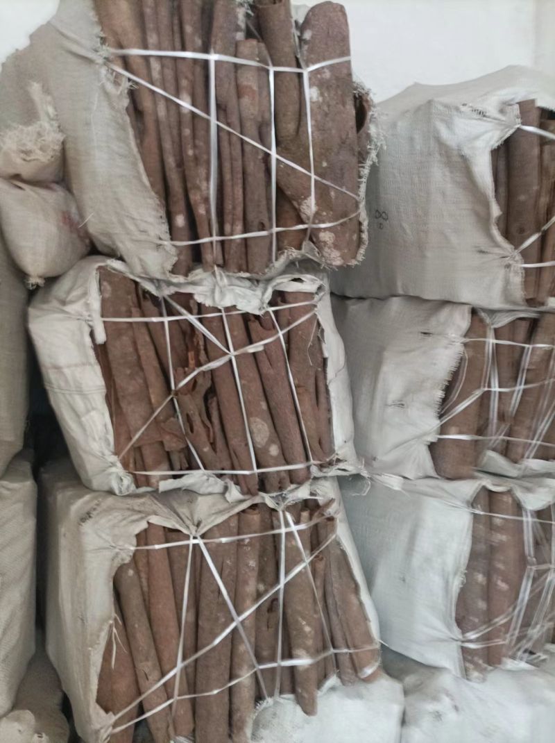 广西肉桂中通批发零售，欢迎来电咨询，规格齐全