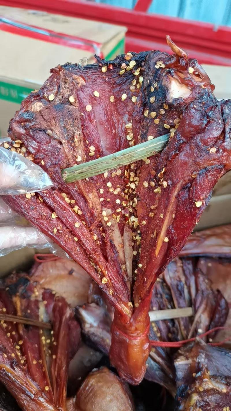 风干鸡腿扇腿五香扇腿麻辣扇腿扇形腿大鸡腿腊鸡腿一手货源