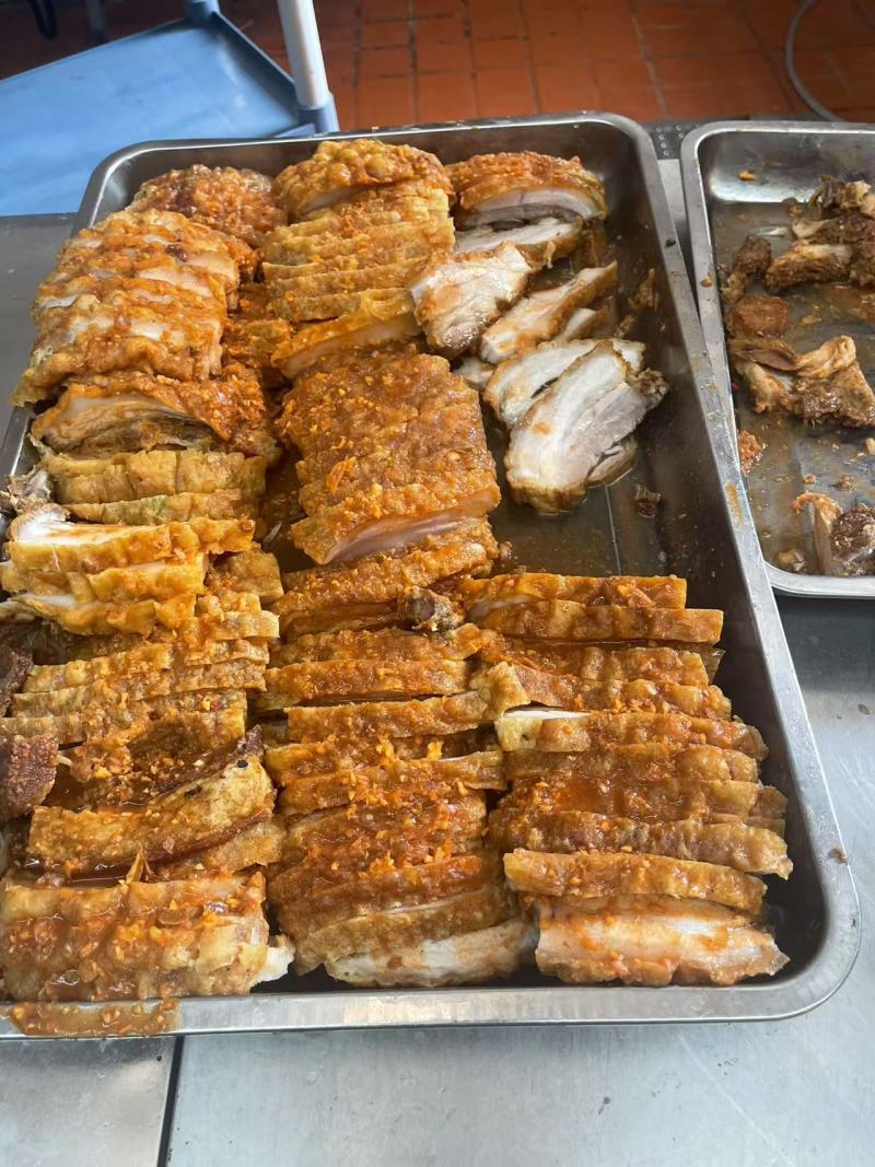 广西精品扣肉，熟食半成品成婉的都有，正宗品质欢迎咨询采
