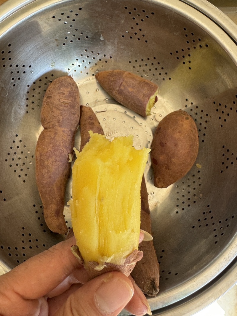 软糯香甜，正宗榴莲蜜薯，