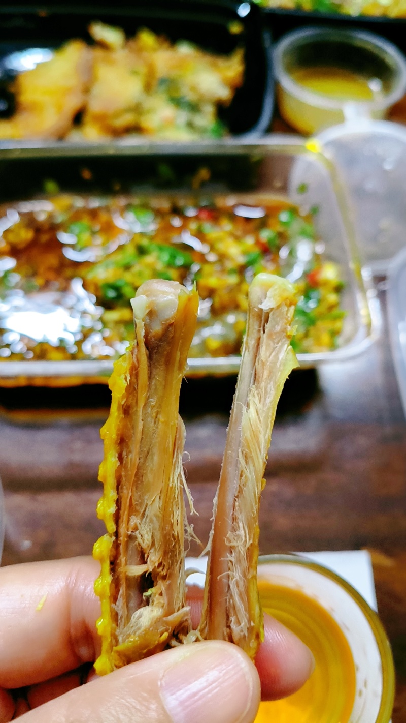 五指毛桃焗鸭中翅开袋即食肉质紧实口感咸香适中一袋十只装