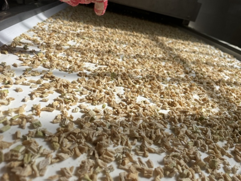 原产地白萝卜干切丁，0.4-0.8厘米萝卜丁尺寸可定制