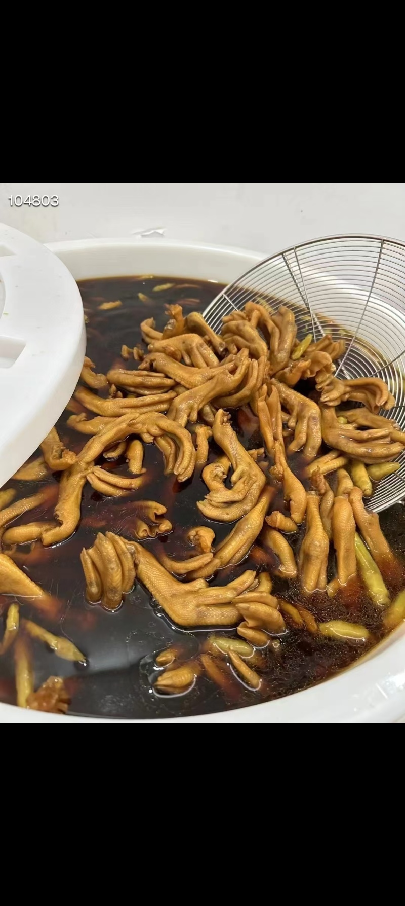 【泡椒鸭爪】酸爽入味客家手艺个头大个，肉脆骨香/长期供货