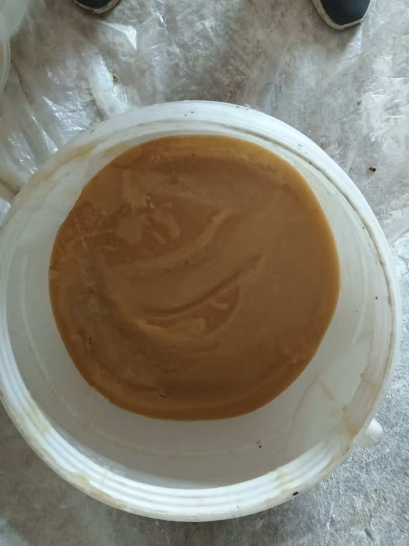 土蜂蜜，大量有货，自家养殖，欢迎新老客户前来合作