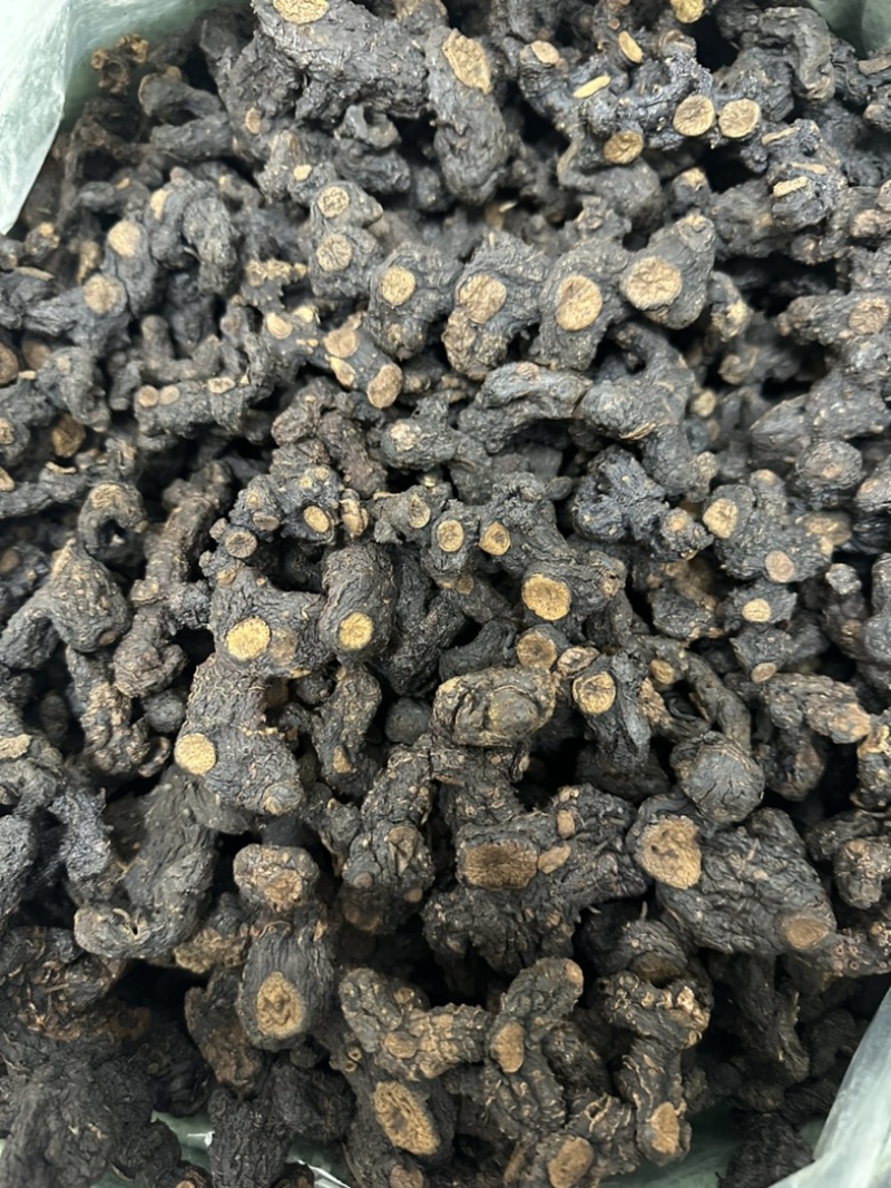 多花黄精，中大个九蒸九晒黄精，姜型黄精干九制黄精