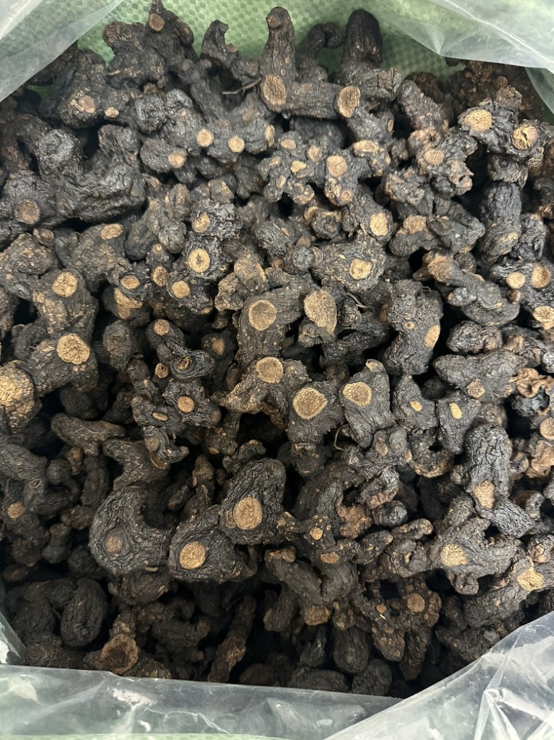 多花黄精，中大个九蒸九晒黄精，姜型黄精干九制黄精