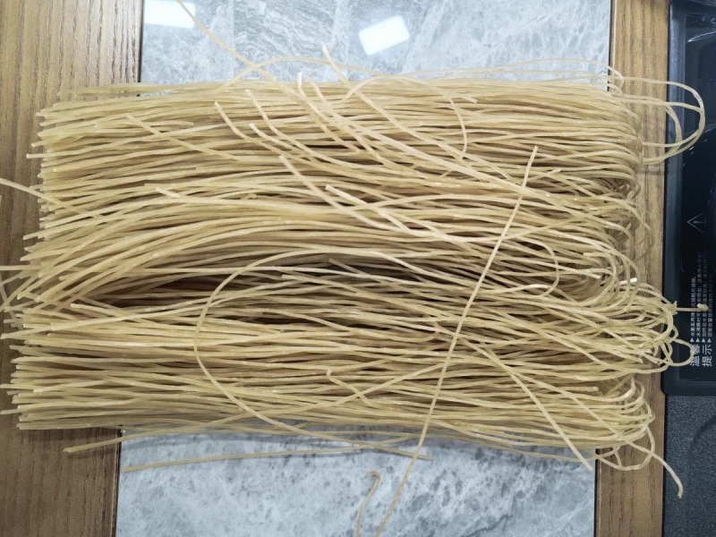 周口项城自家纯红薯粉条现货量大可送货上门