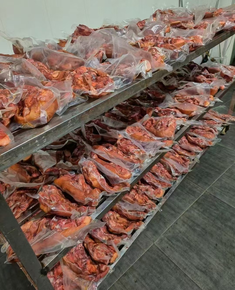 猪头肉全国各地均可订购欢迎电话咨询，量大从优！