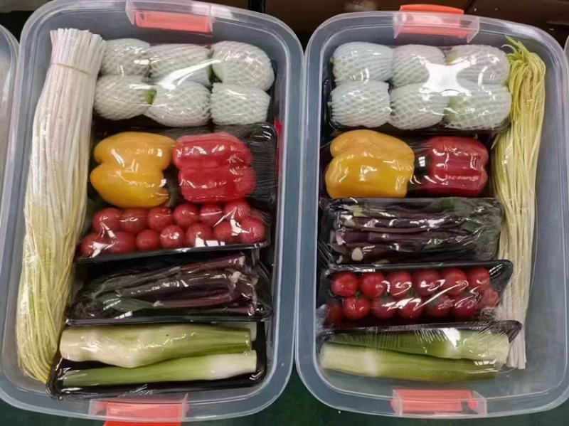 精品礼品盒蔬菜，精品礼品盒水果，大量供应中，请联系我！