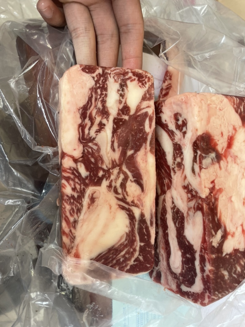 康格伊和牛肉砖