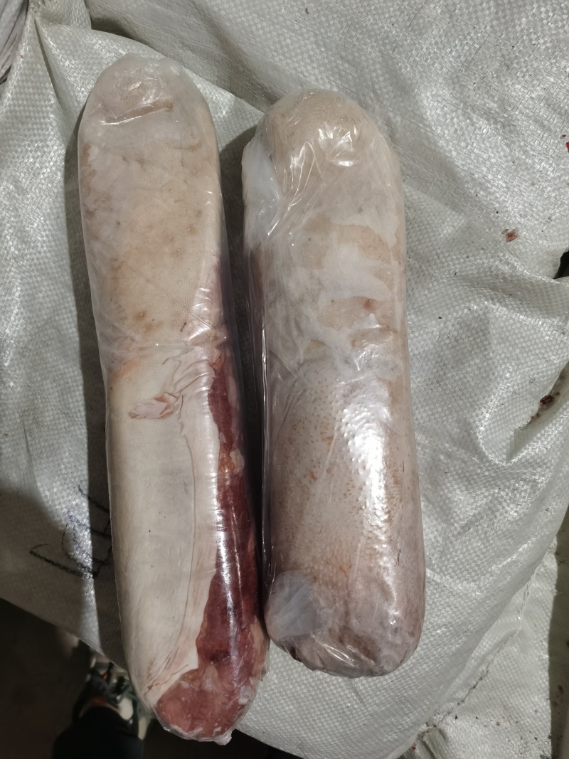 牛舌国产大牛舌纯干育肥牛舌无根牛舌精修