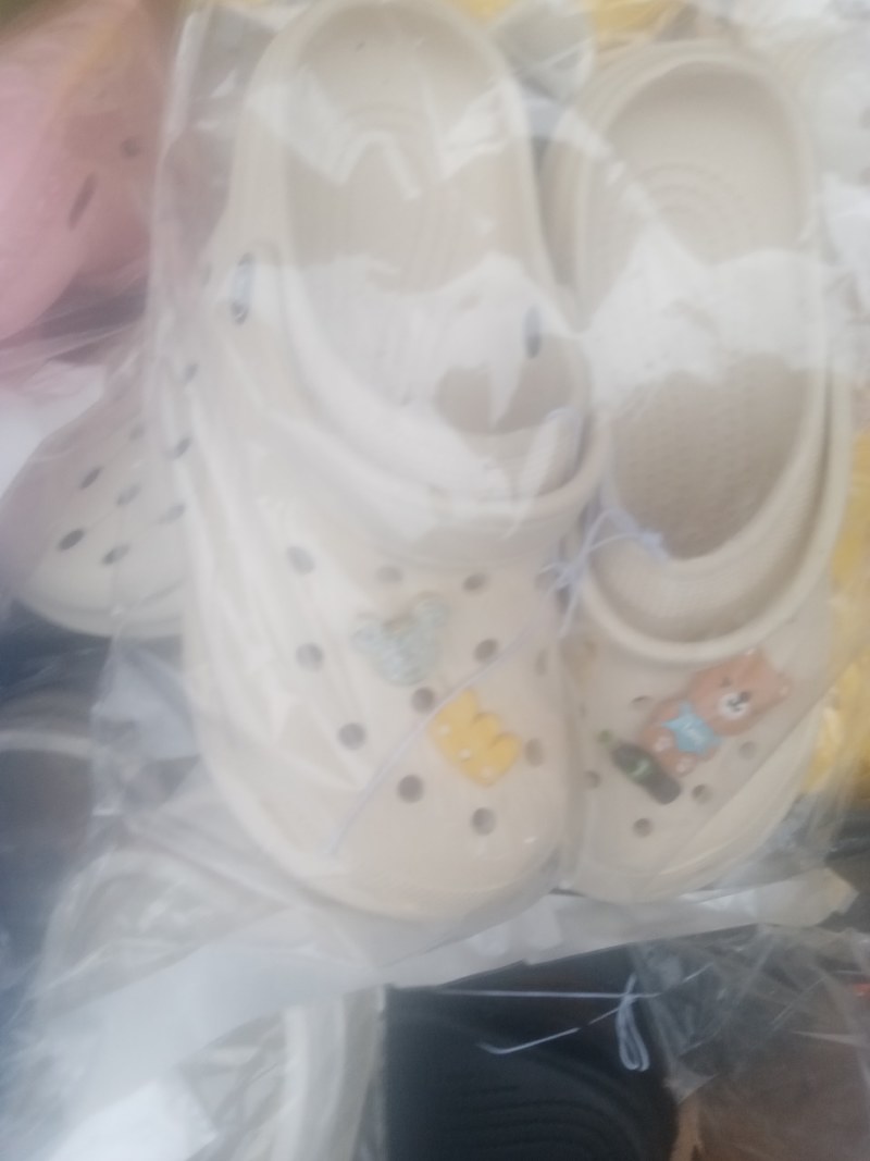 杂款洞洞鞋