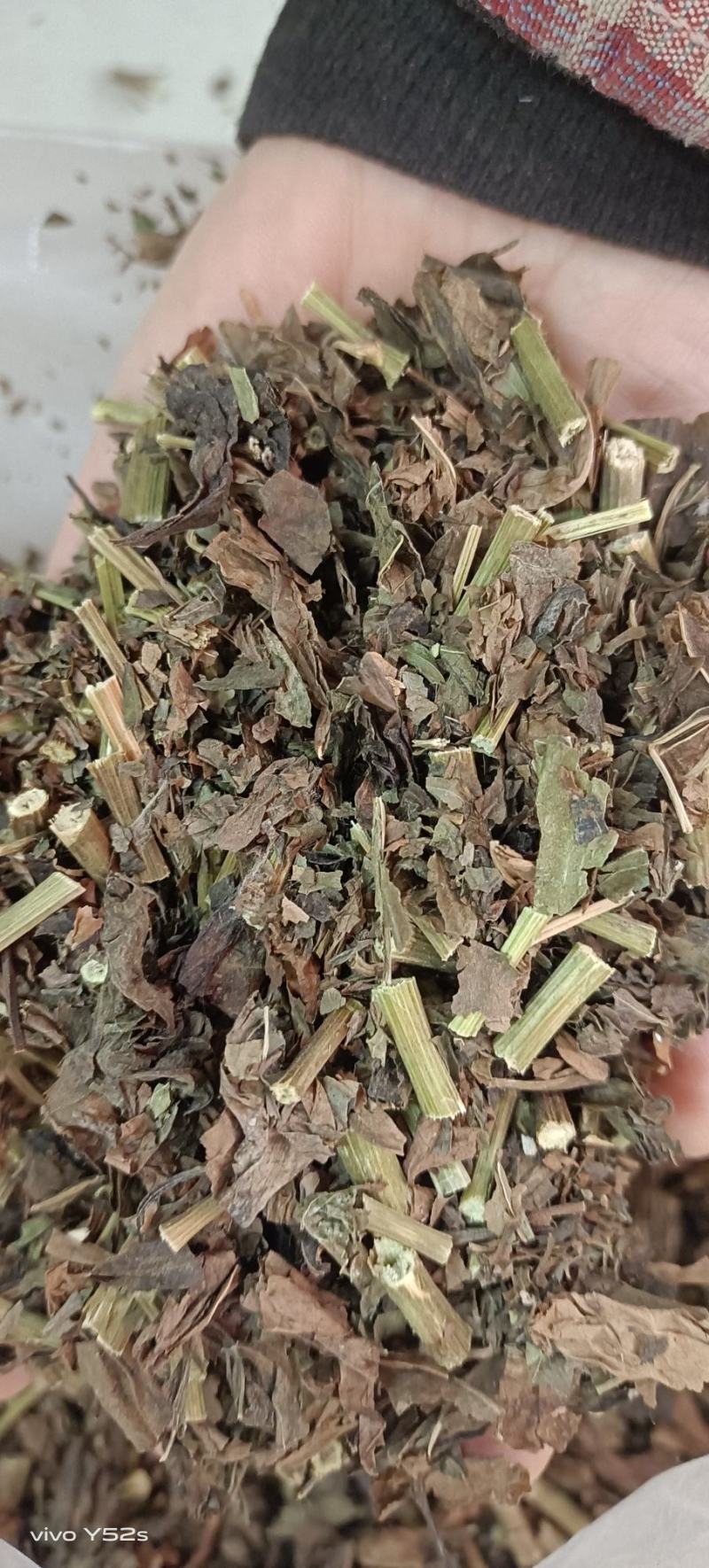 佩兰各种中药材，药材的品种多，货品齐上千种药材供您挑选