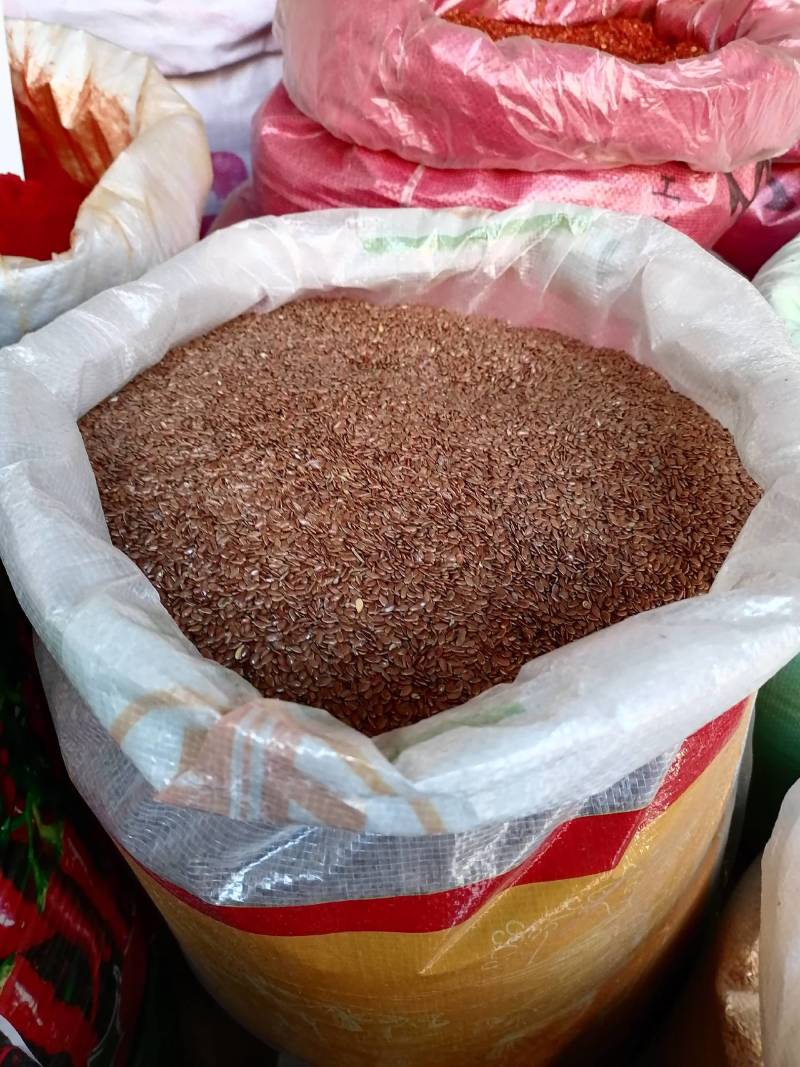 棕亚麻籽，量大从优，优质进口，可大量批发