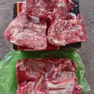西班牙多肉小排6元左右一斤