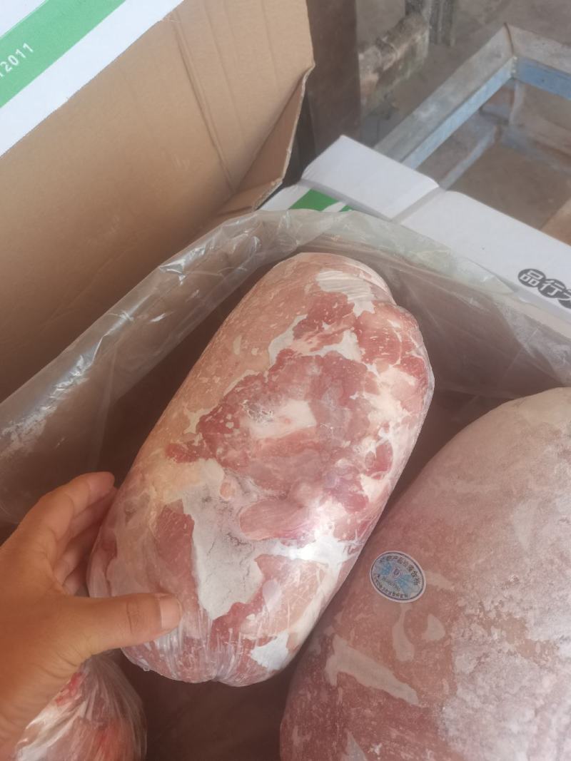 鲜白条分割4号肉卷，干货无水，颜色鲜艳，箱装25公斤