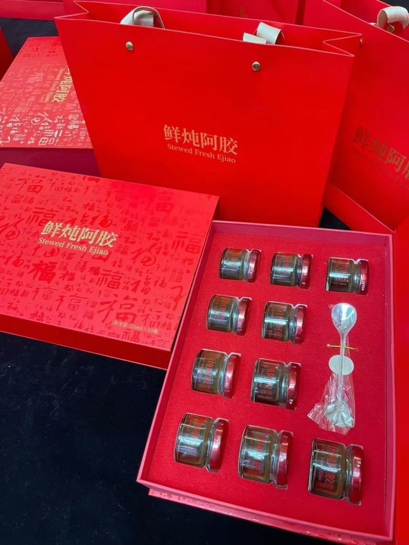鲜炖阿胶女人的必备品