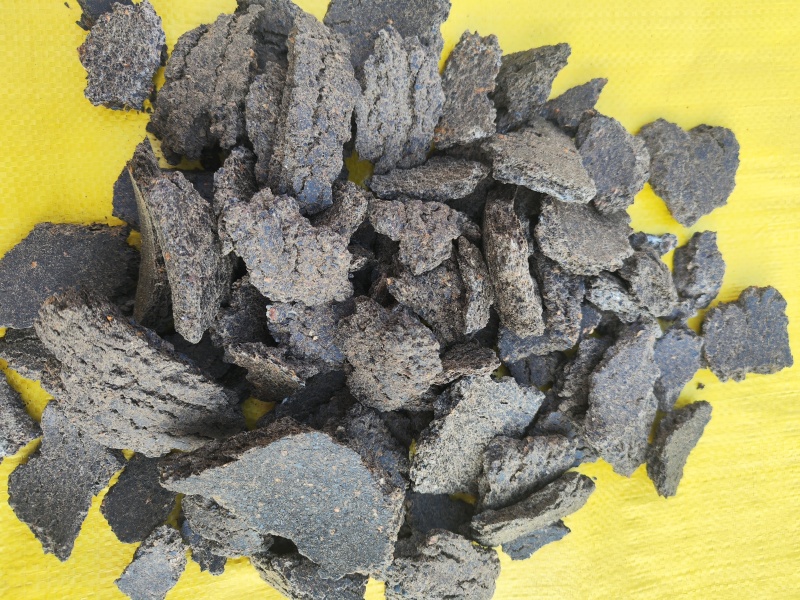 厂家直接发货蓖麻饼，蓖麻饼含有机质高，
