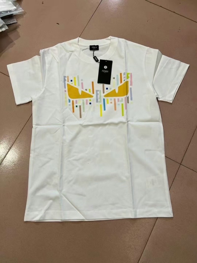 短袖批发，适合摆摊