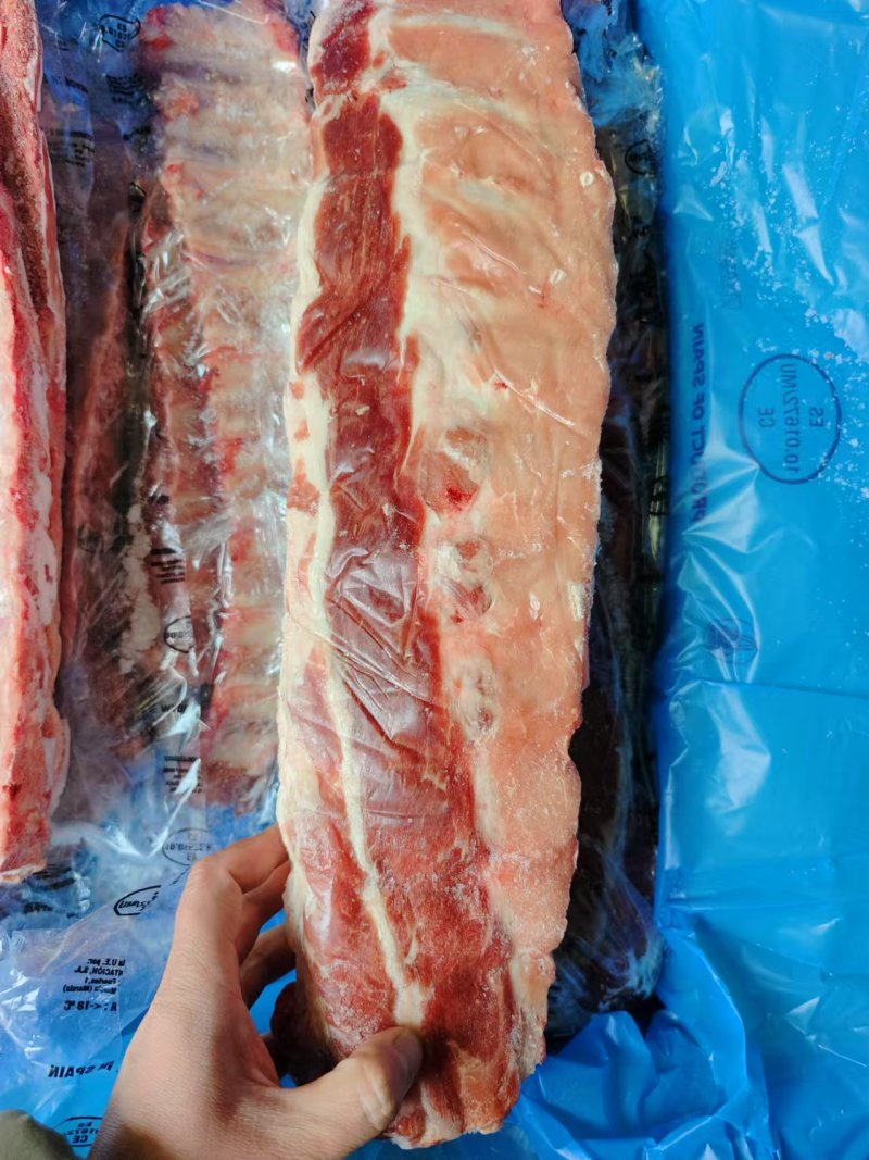 猪寸排，颜色新鲜，价格划算，品质有保障，全国发货