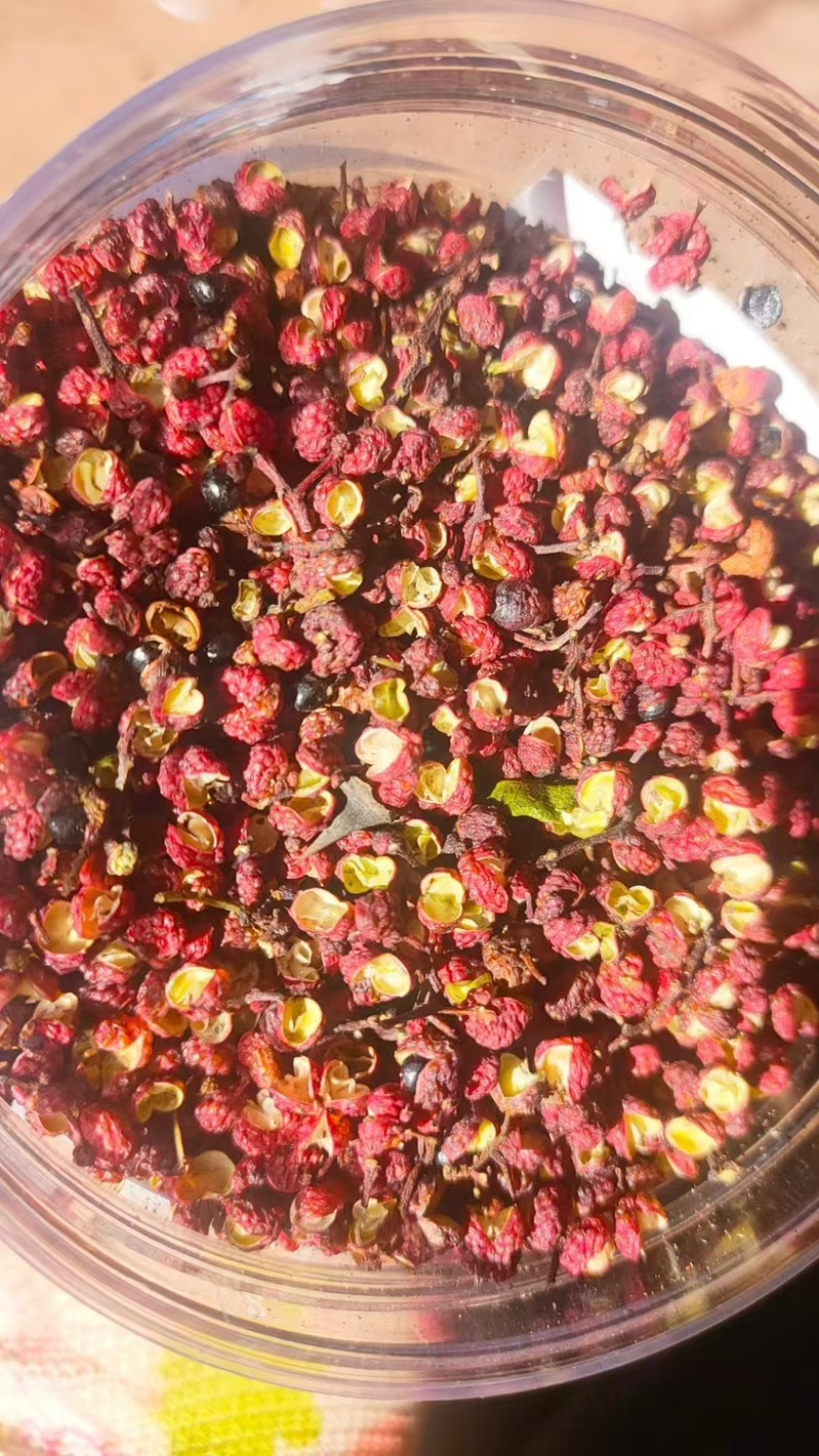 花椒，四川盐源的花椒，货源充足，供货稳定，可视频看货
