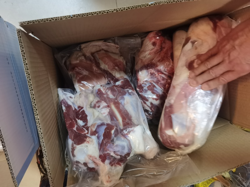 羊肉分割白条真空肉卷