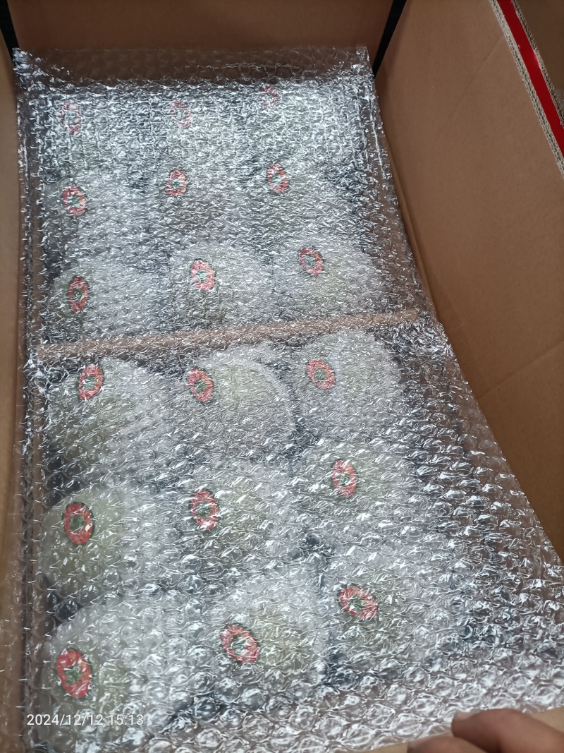 树上熟库尔勒香梨，大量对接商超