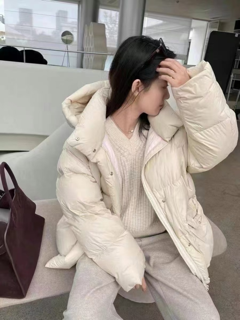 2025冬新季款韩小版个子厚加羽绒女服常