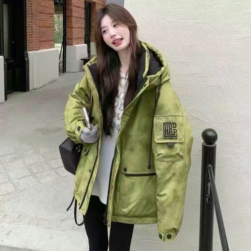 时尚白鸭绒羽绒服冲锋衣外套女短款小个子宽松派克服收腰洋气