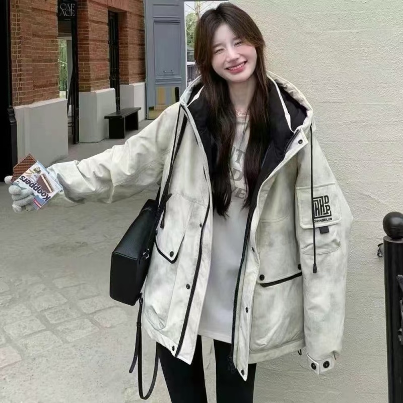 时尚白鸭绒羽绒服冲锋衣外套女短款小个子宽松派克服收腰洋气
