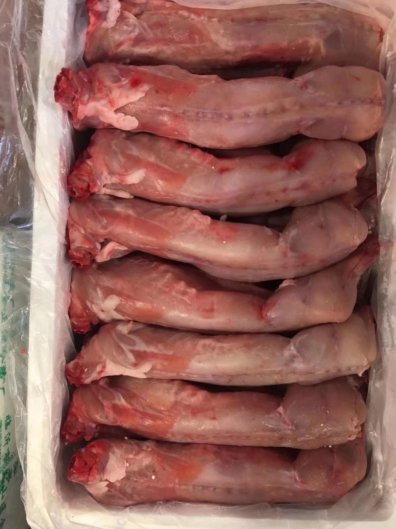 新鲜兔肉，兔肉批发，冷链运输，质量新鲜，烫皮兔，带皮肉兔
