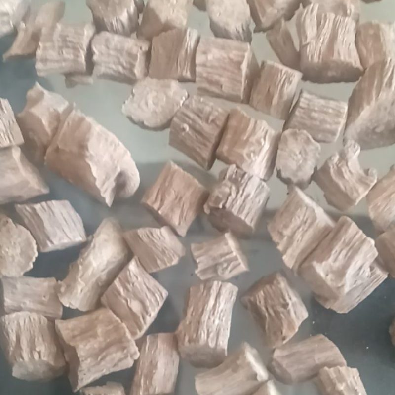 怀牛膝