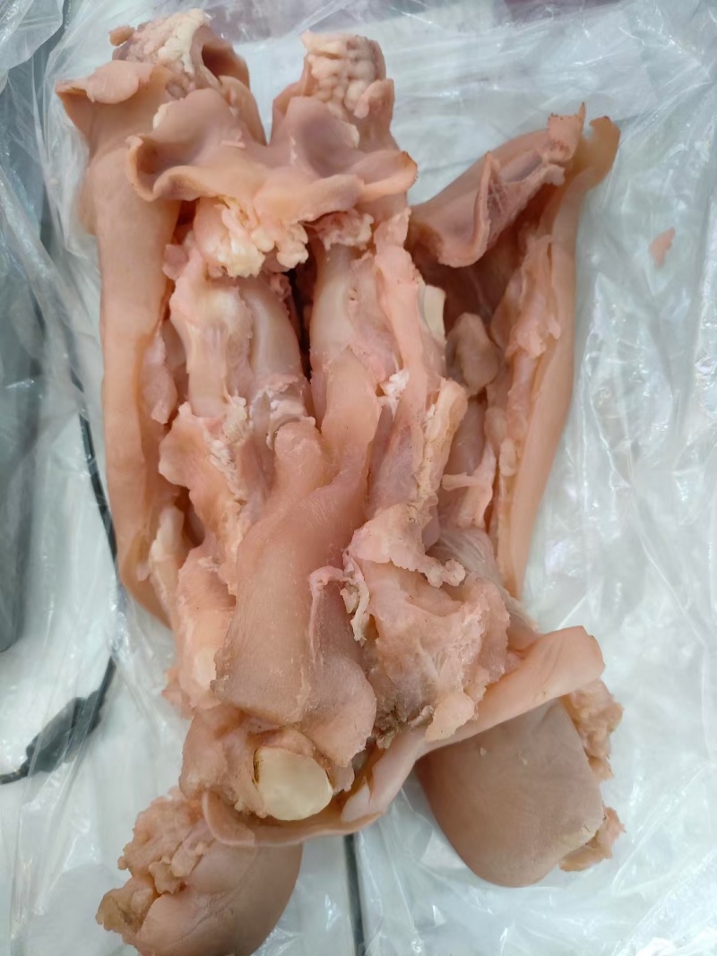 牛产品：生熟牛头，口条，牛肚，金钱肚，牛蹄筋，牛心，百叶