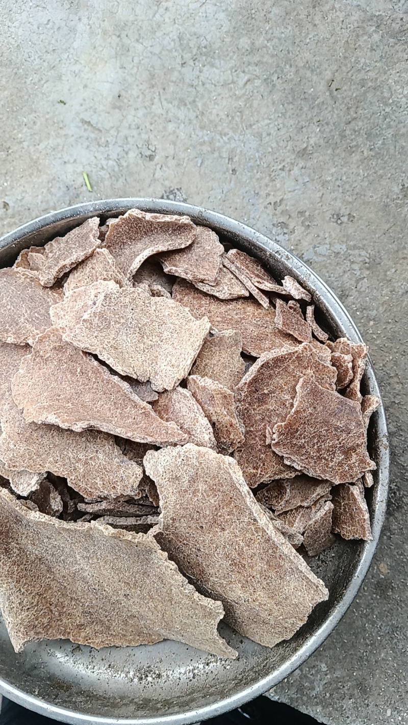 花生枯，用途之广，欢迎各位老板选购。
