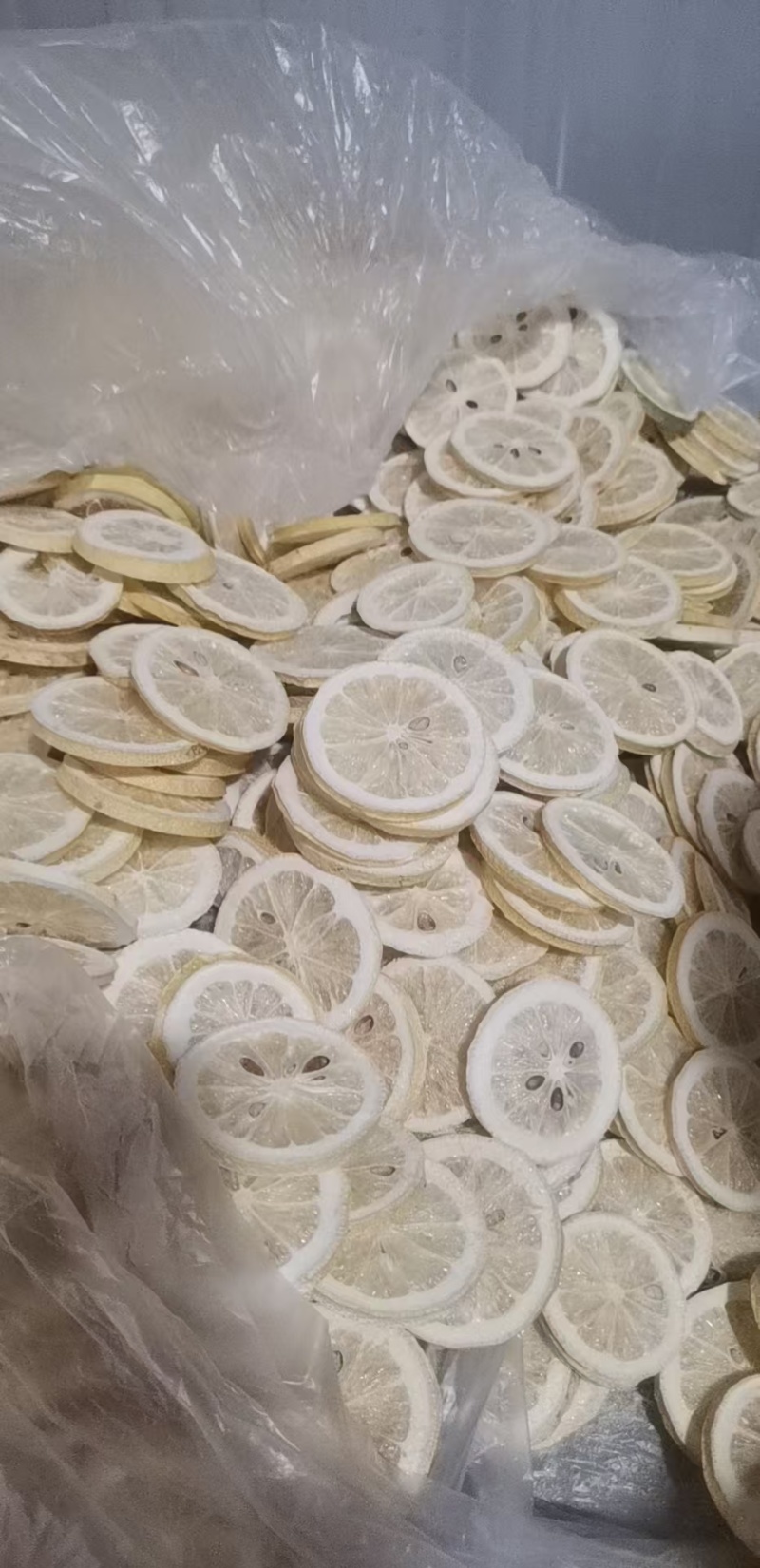 柠檬片磨过皮去过籽可做蜜片也可作烘干片