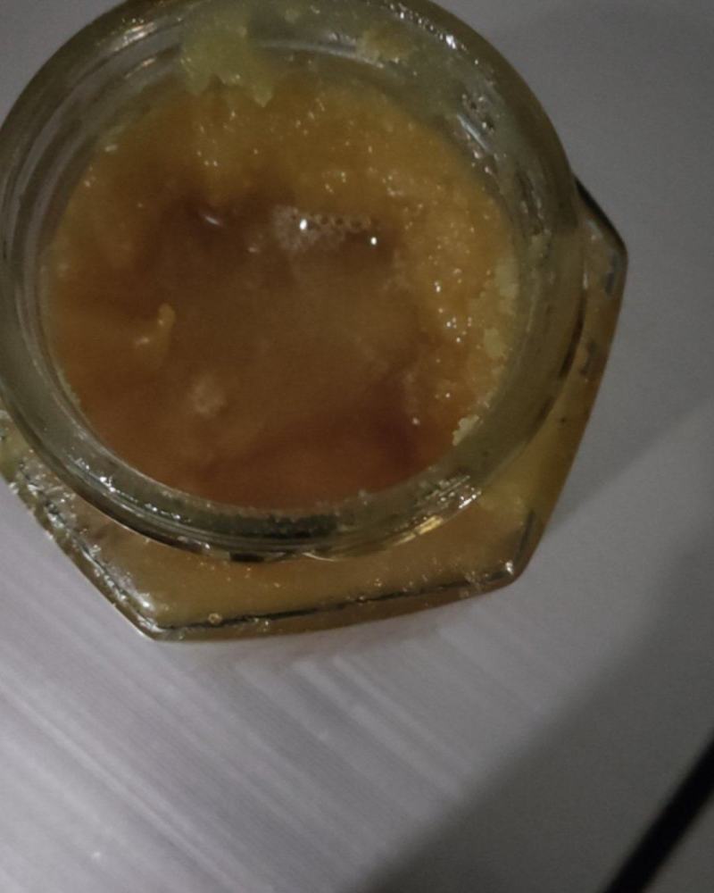 贵州遵义桐梓具大山里农户养的密蜂采的蜂密