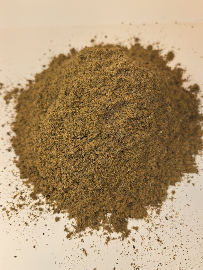 秘鲁进口鱼粉国产脱脂鱼粉鱼骨粉猫狗蛋鸡鸭猪狐狸宠物饲料添加剂