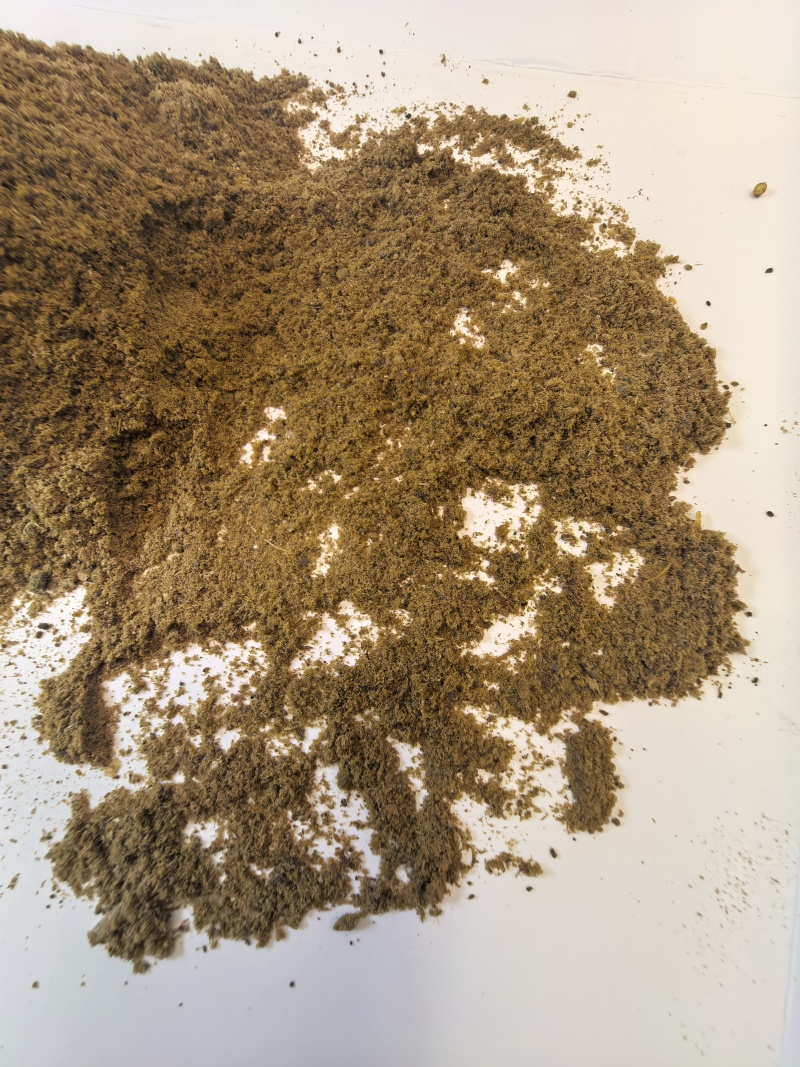 秘鲁进口鱼粉国产脱脂鱼粉鱼骨粉猫狗蛋鸡鸭猪狐狸宠物饲料添加剂