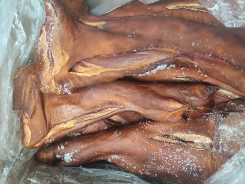 腊猪脚青猪脚川味腊肉腊猪脚货源批发