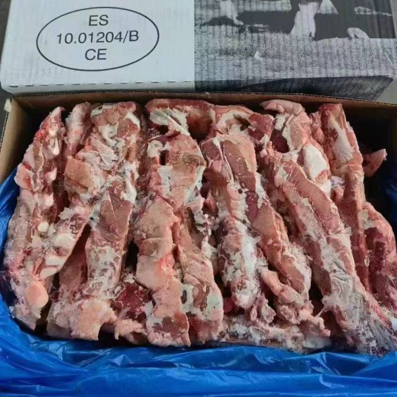 猪胸骨，脆排，品质非常好，带肉率高，颜色新鲜，**卸货