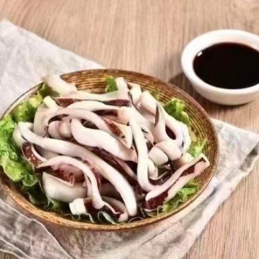 新鲜鲜切鱿鱼条鱿鱼耳鱿鱼丝批发新鲜速冻无冰衣原汁餐饮必备