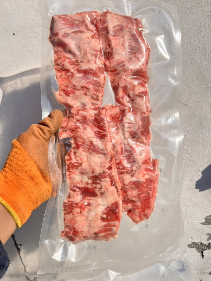 谷饲牛裙肉烤肉店烧烤店，纯谷饲安格斯大量供应。