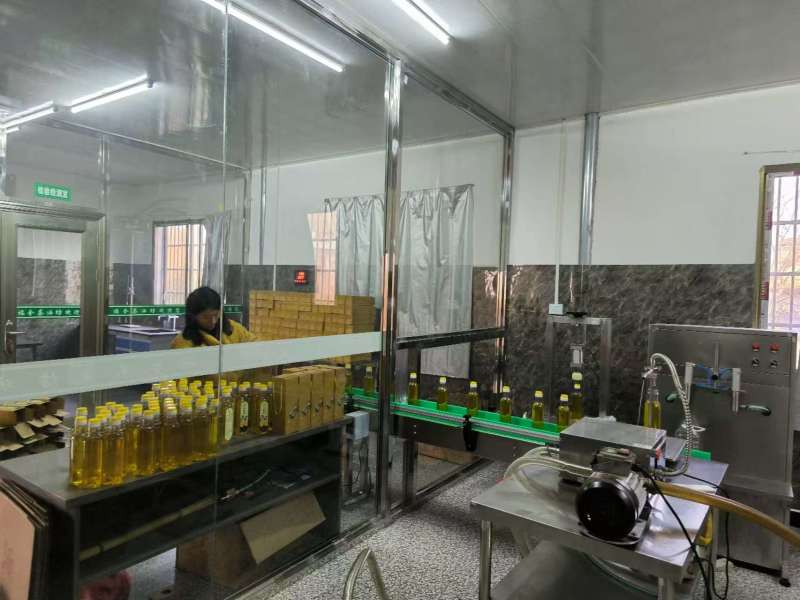 【精品】山茶油保质保量一手货源量大从优欢迎选购