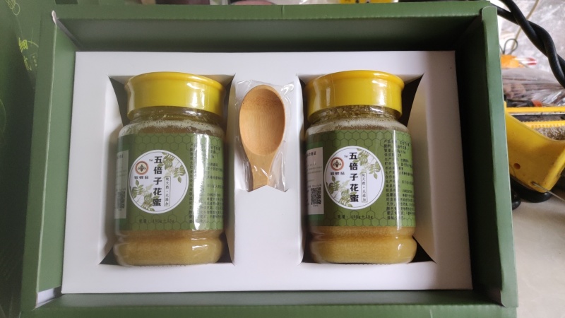 娱蜂翁牌土蜂蜜