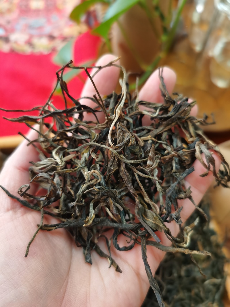 2019年布朗山大树生茶花果香十足，性价比超高的口粮茶