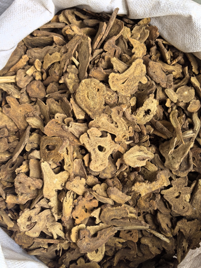 炒白术麸炒白术安徽产地大货供应七彩百草中药材